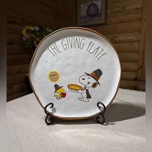 THE GIVING PLATE Rae Dunn PEANUTS THANKSGIVING PLATE